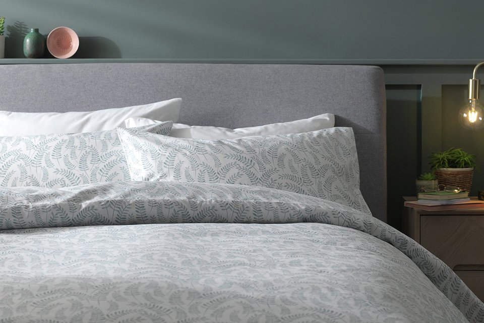 Habitat Agra Leaf Print Green Bedding Set - Single.